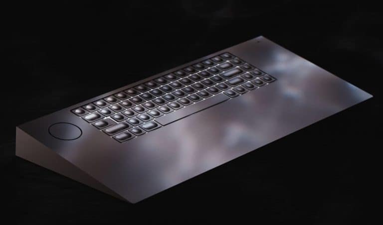 800 trous et 2 100 € : ce clavier futuriste bouleverse les codes du design et atteint des sommets inégalés de luxe technologique