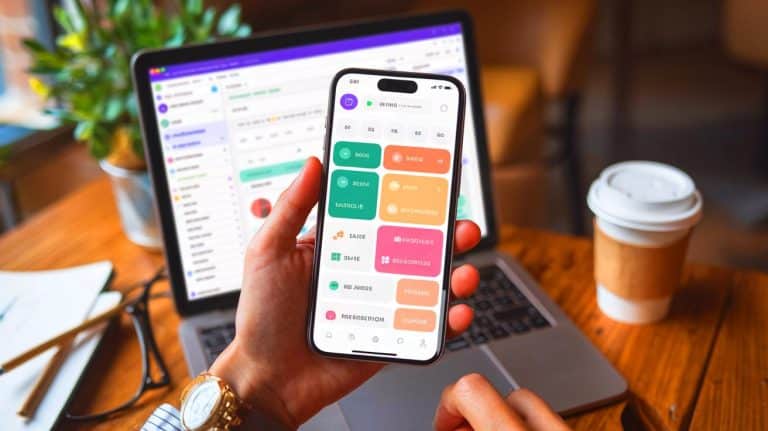 Je transforme mes Google Sheets en applis web pour smartphones : cette méthode révolutionnaire devient vite indispensable