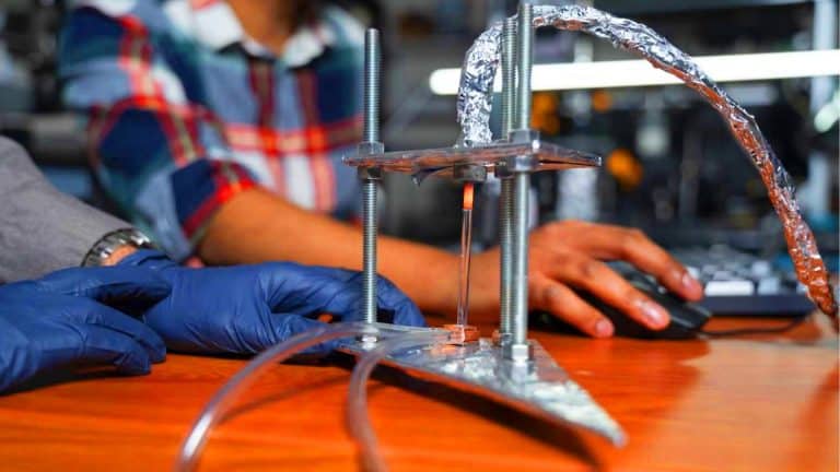 Une électricité record à partir de chaleur perdue : ce dispositif américain défie la loi de Planck et bouleverse l’industrie