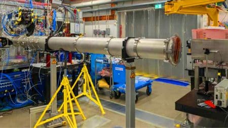 Ce laser X géant, 3 400 m de technologie de pointe, pourrait enfin percer le mystère des particules invisibles de l’univers