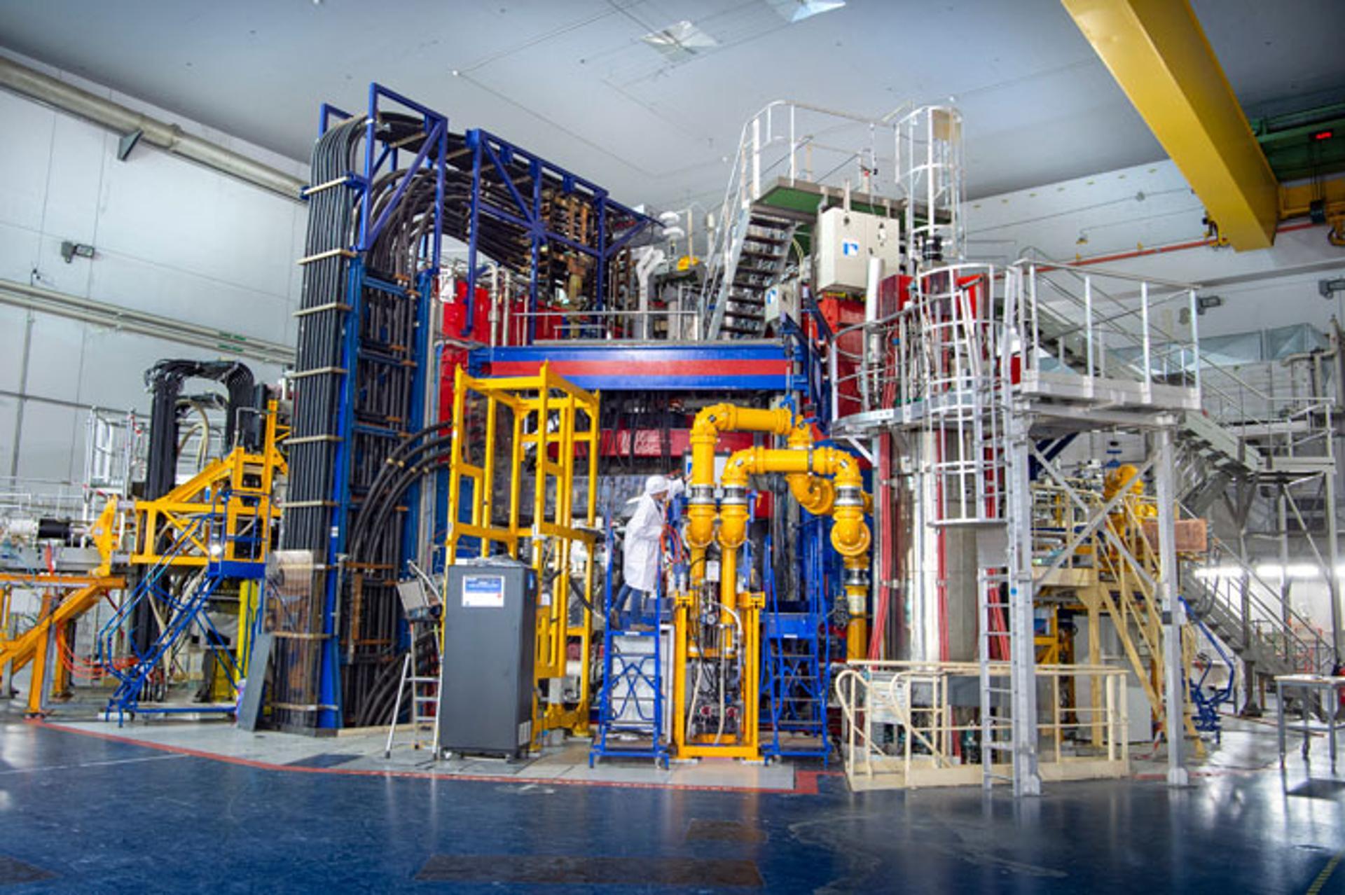 WEST, le réacteur Tokamak exploité par le CEA