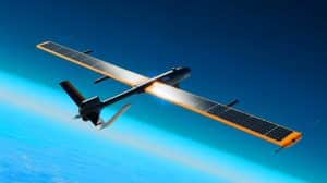 Illustration de l'autonomie en vol du drone solaire Phasa-35 développé par BAE Systems. Image réalisée par IA.