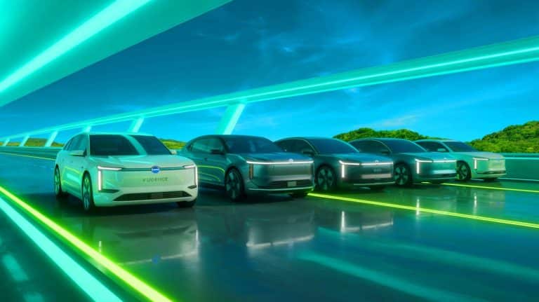 « Ces voitures vont vous faire oublier l&rsquo;essence » : plongez dans l&rsquo;univers des 10 véhicules électriques qui redéfinissent l&rsquo;autonomie sur route en 2025