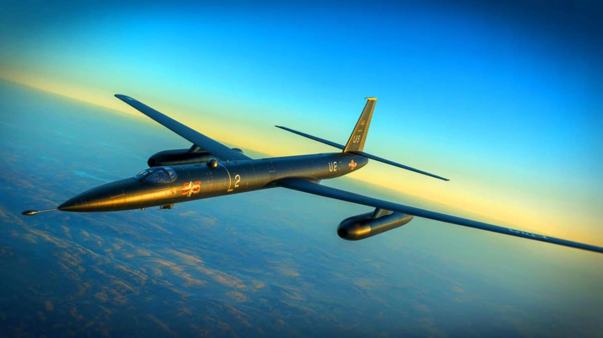 « Cet avion refuse de mourir » : des officiers accusent le U-2 Dragon Lady d’humilier les nouveaux drones malgré ses 70 ans Illustration de l'avion espion U-2 Dragon Lady en vol durant son 70e anniversaire.
