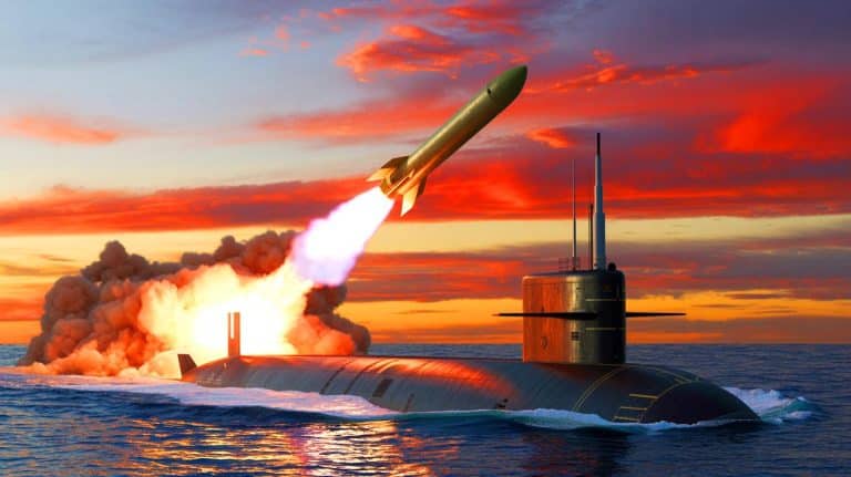 « Le test secret des missiles Trident II D5 dévoilé » : la marine américaine valide une capacité de frappe nucléaire mondiale